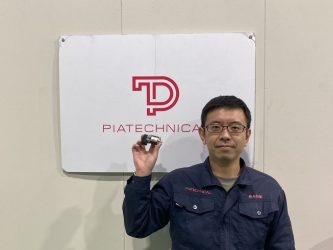 E12003590　DC MOTOR　MOOG